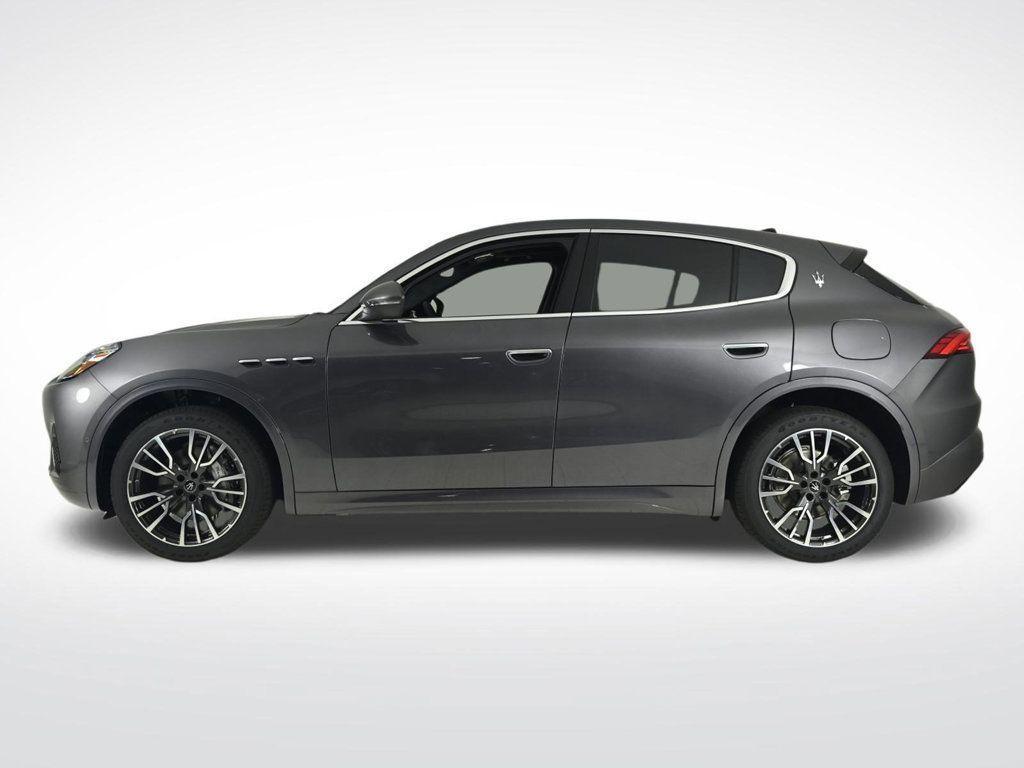 new 2025 Maserati Grecale car, priced at $84,845