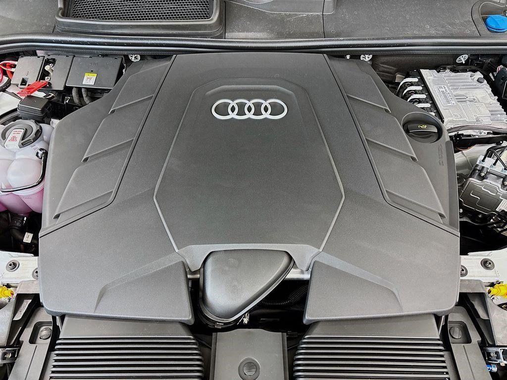 new 2025 Audi Q7 car, priced at $71,505
