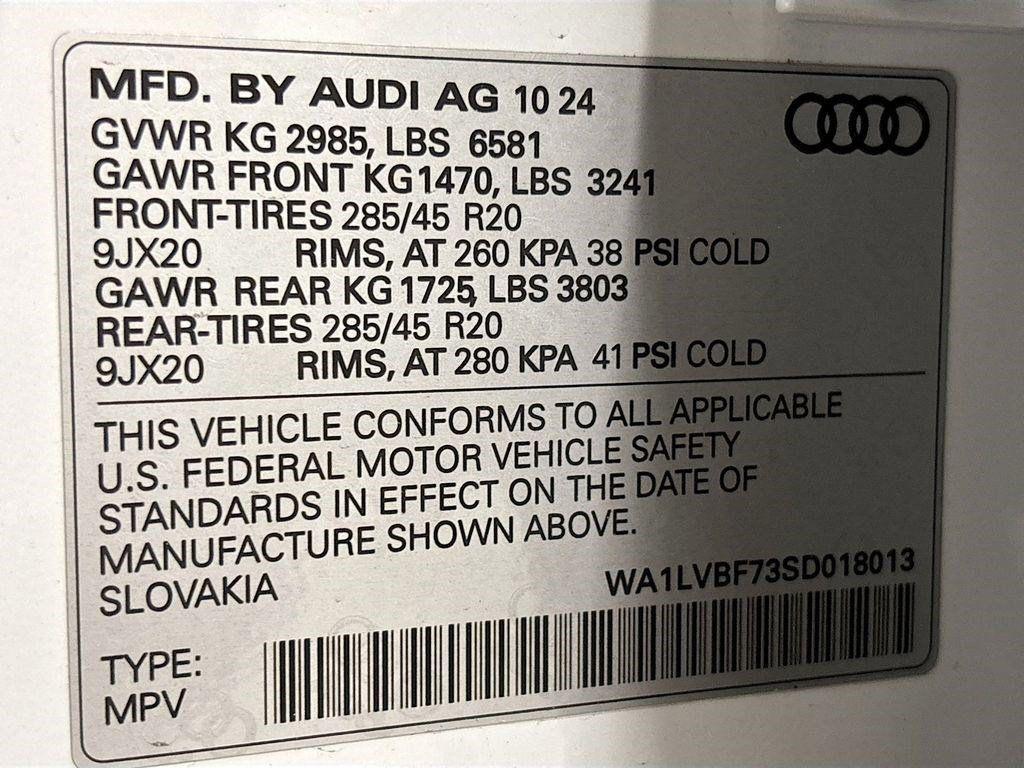 new 2025 Audi Q7 car, priced at $71,505