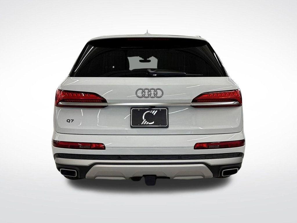 new 2025 Audi Q7 car, priced at $71,505