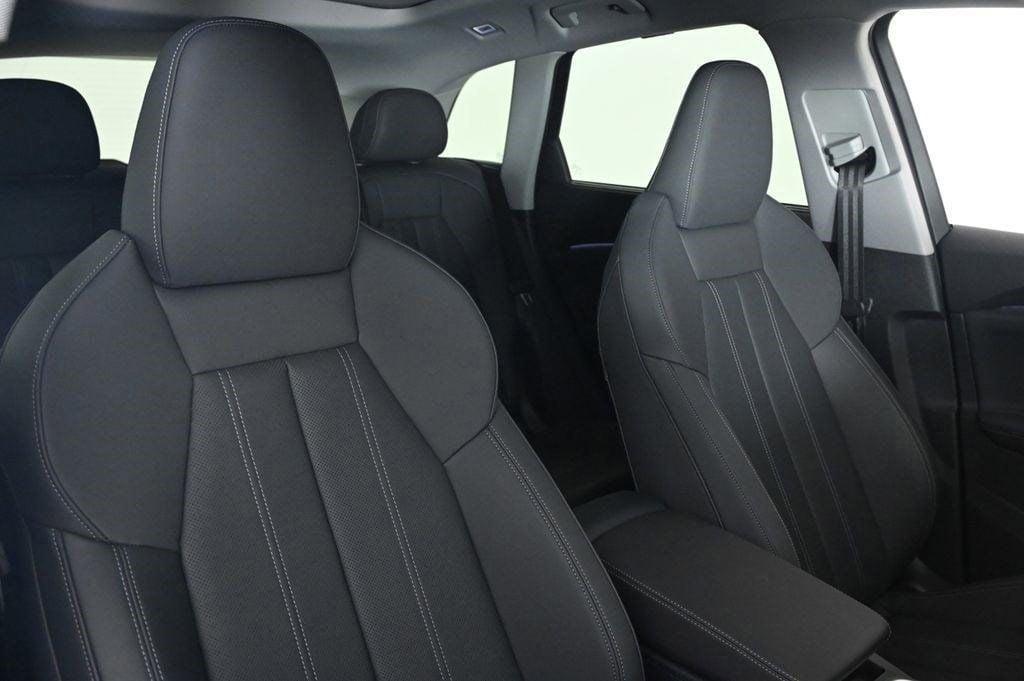 new 2025 Audi Q5 car, priced at $61,300