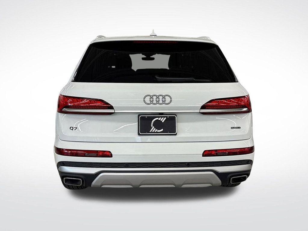 new 2025 Audi Q7 car, priced at $68,005