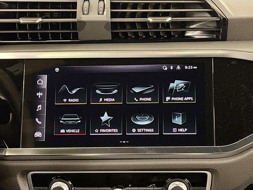 new 2025 Audi Q3 car, priced at $41,560