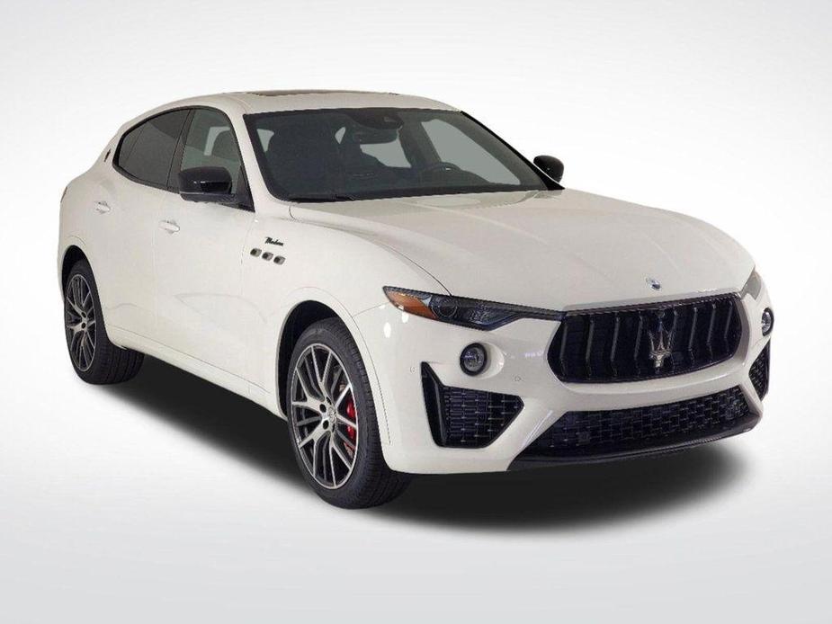 new 2024 Maserati Levante car