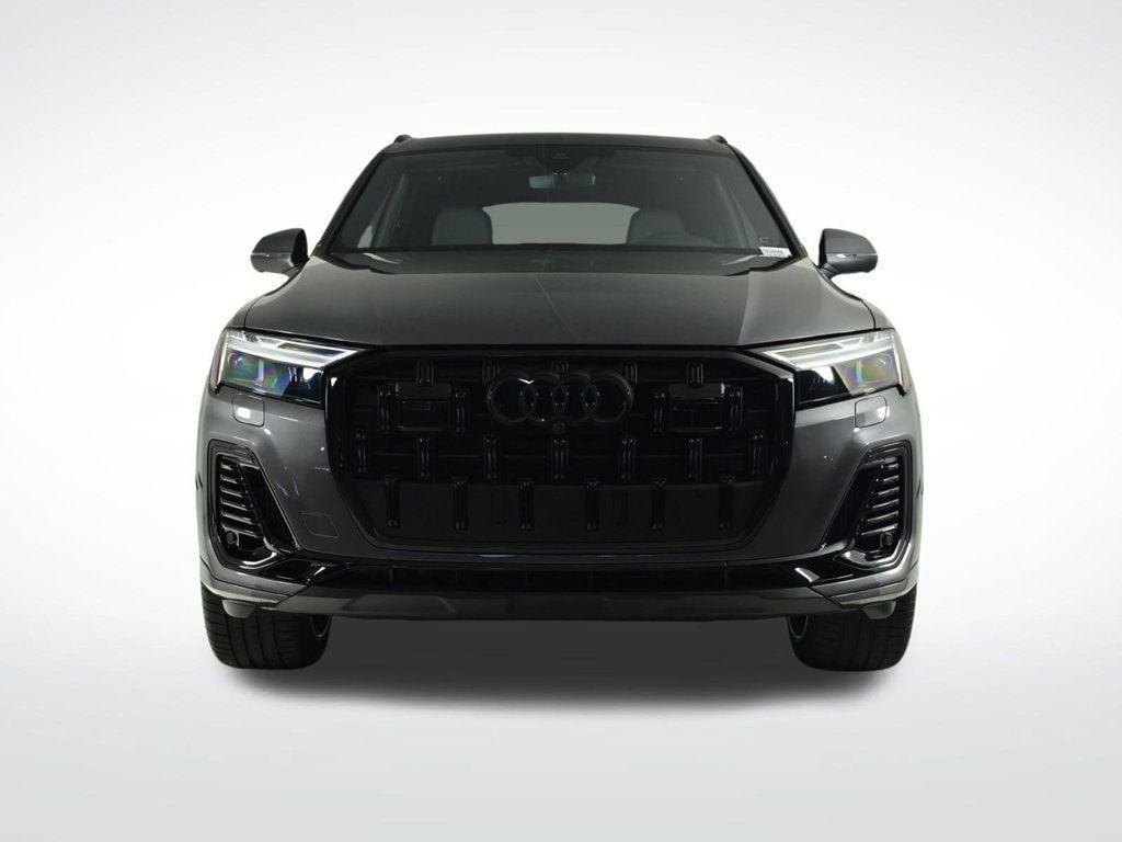 new 2025 Audi Q7 car, priced at $70,700