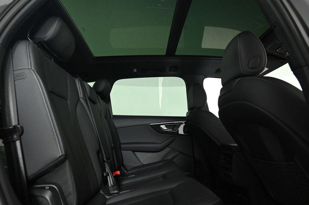 new 2025 Audi Q7 car, priced at $70,700