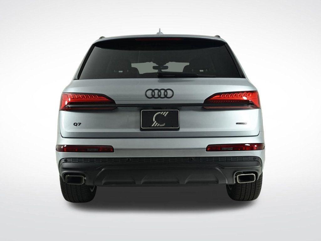 new 2025 Audi Q7 car, priced at $62,305
