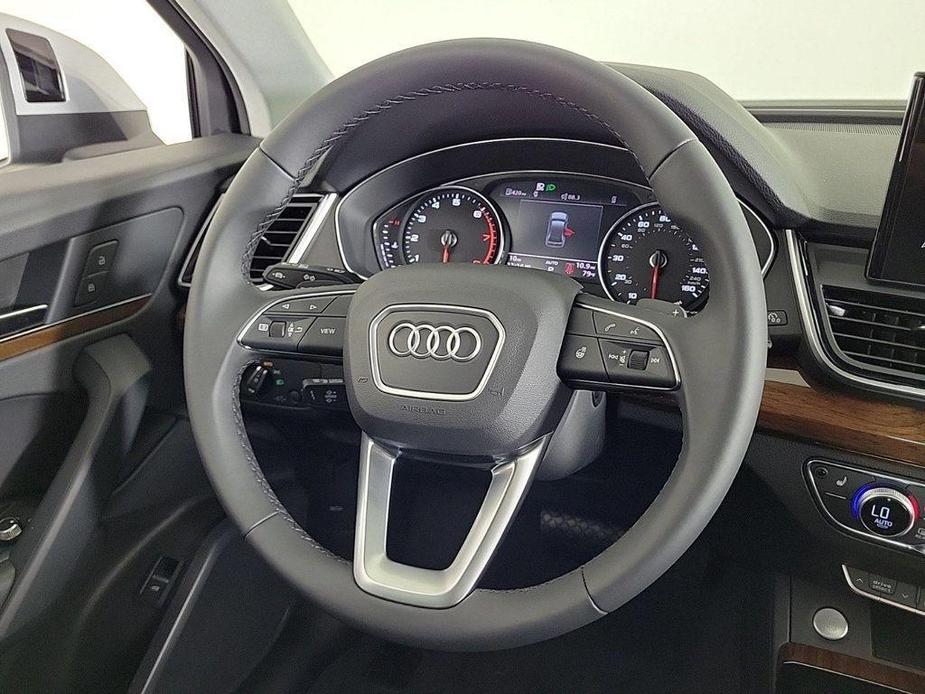 new 2025 Audi Q5 car, priced at $49,700