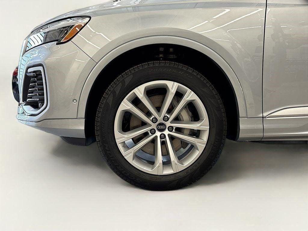 new 2025 Audi Q7 car, priced at $63,920