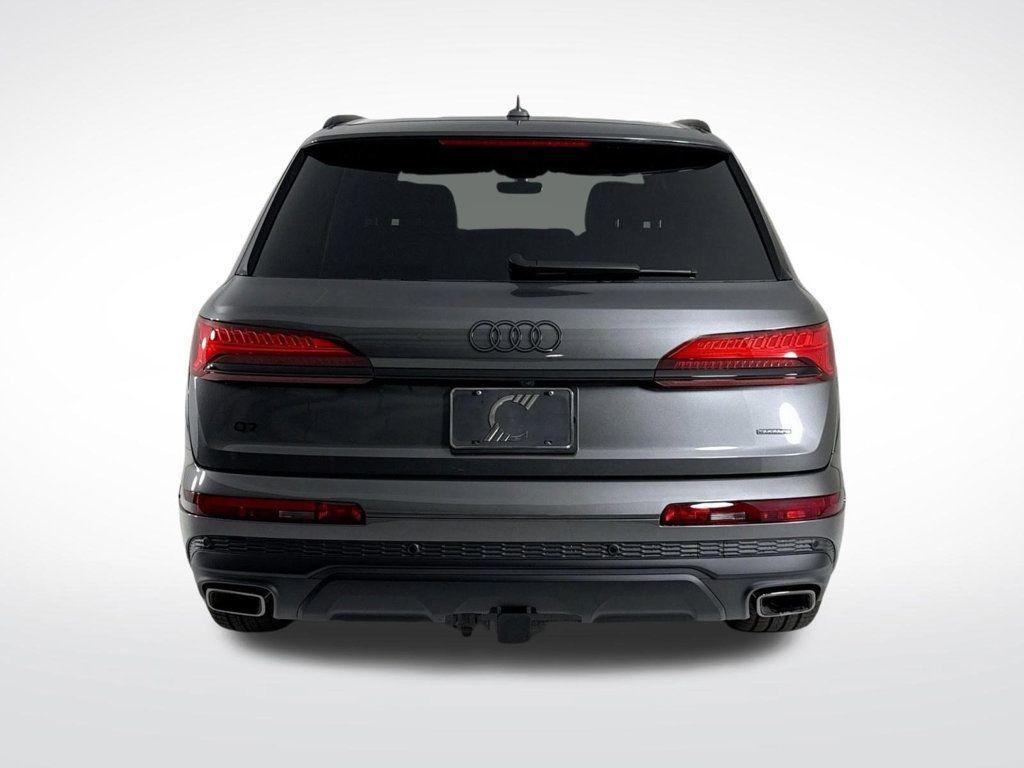 new 2025 Audi Q7 car, priced at $74,750