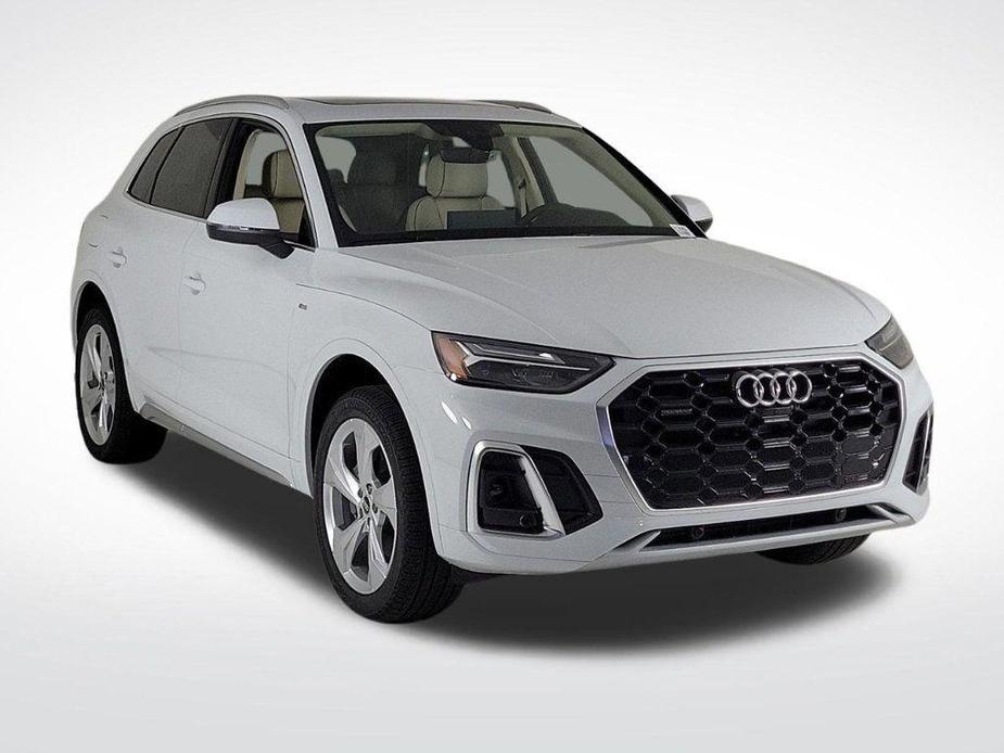 new 2025 Audi Q5 car, priced at $58,085