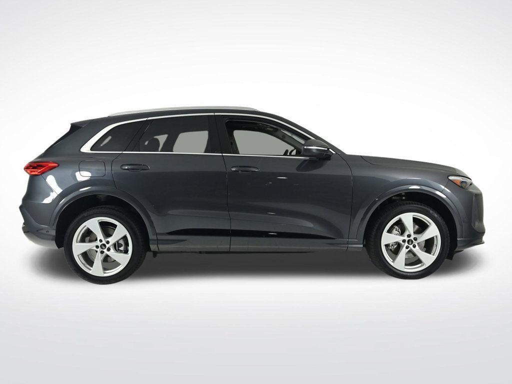 new 2025 Audi Q5 car, priced at $61,300