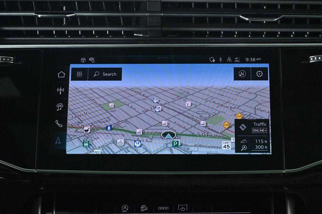 new 2025 Audi Q7 car, priced at $70,790