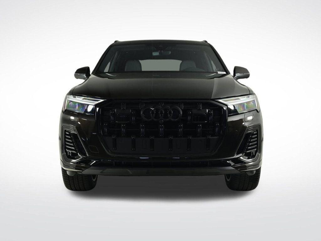new 2025 Audi Q7 car, priced at $70,790