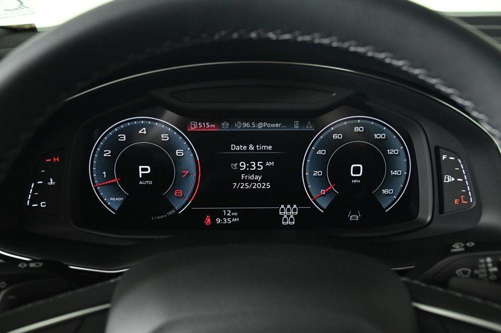 new 2025 Audi Q7 car, priced at $70,790