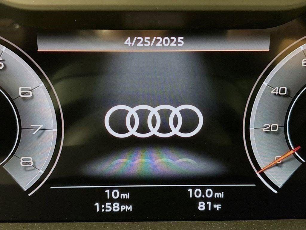 new 2025 Audi Q7 car, priced at $71,590