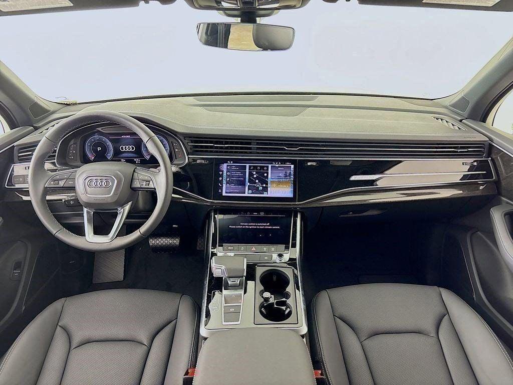 new 2025 Audi Q7 car, priced at $71,590