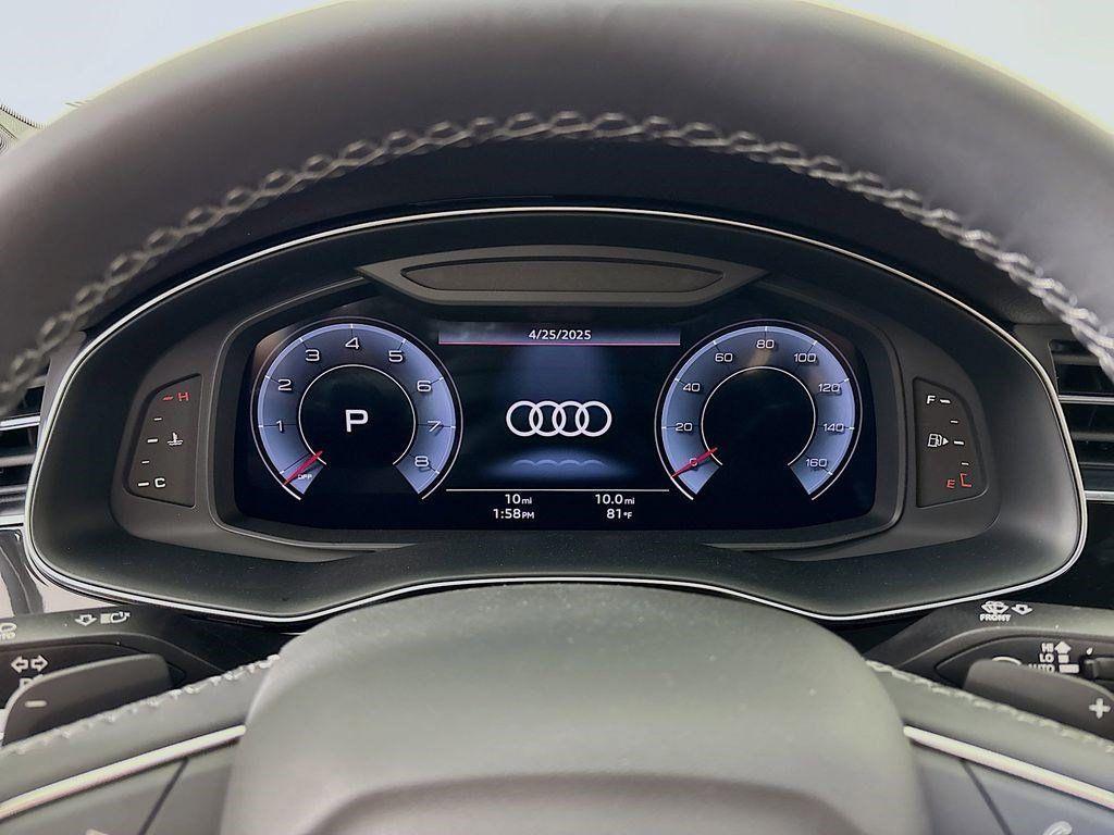 new 2025 Audi Q7 car, priced at $74,090