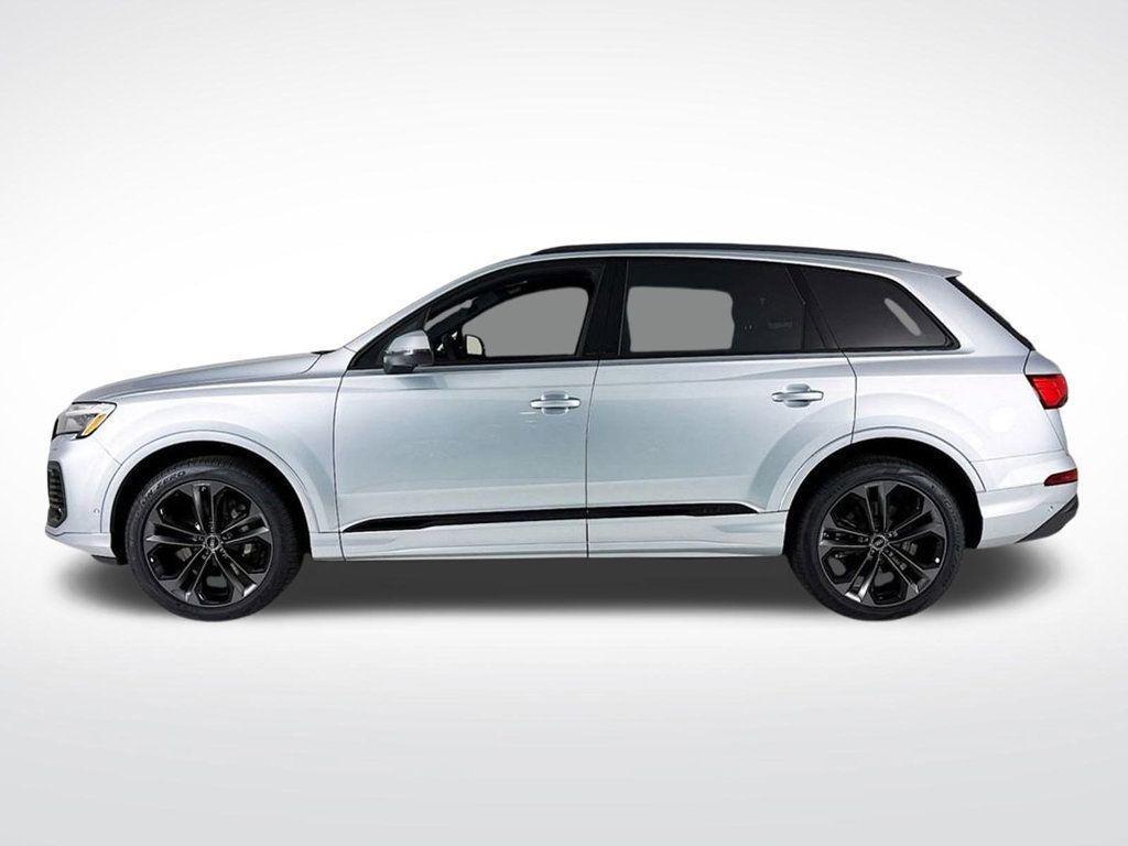 new 2025 Audi Q7 car, priced at $74,090