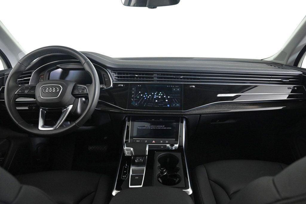 used 2024 Audi Q7 car, priced at $58,500