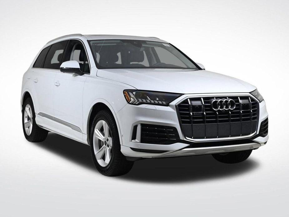 used 2024 Audi Q7 car, priced at $58,500