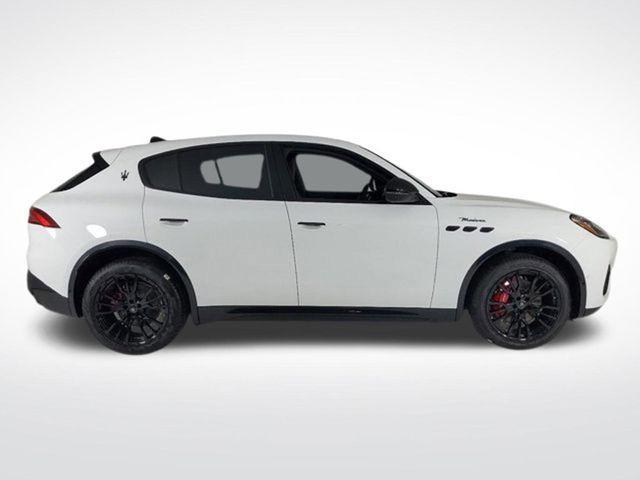 new 2025 Maserati Grecale car, priced at $84,050
