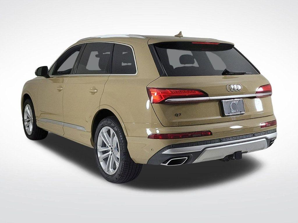 new 2025 Audi Q7 car, priced at $75,800