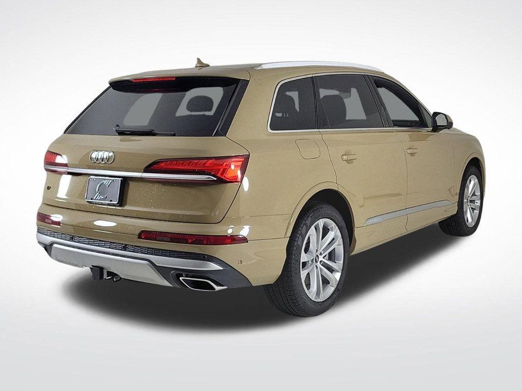 new 2025 Audi Q7 car, priced at $75,800