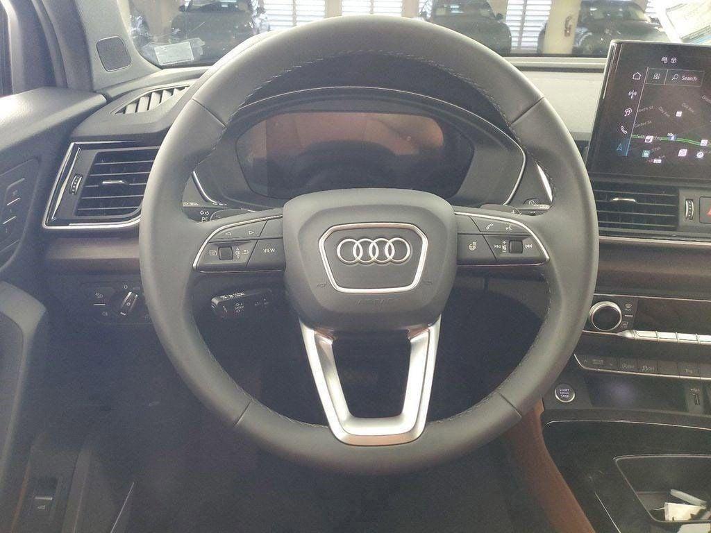 new 2025 Audi Q5 car, priced at $56,685