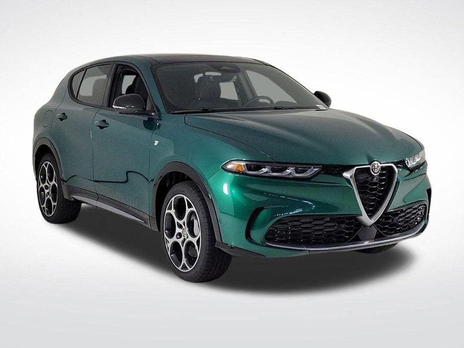 new 2024 Alfa Romeo Tonale car