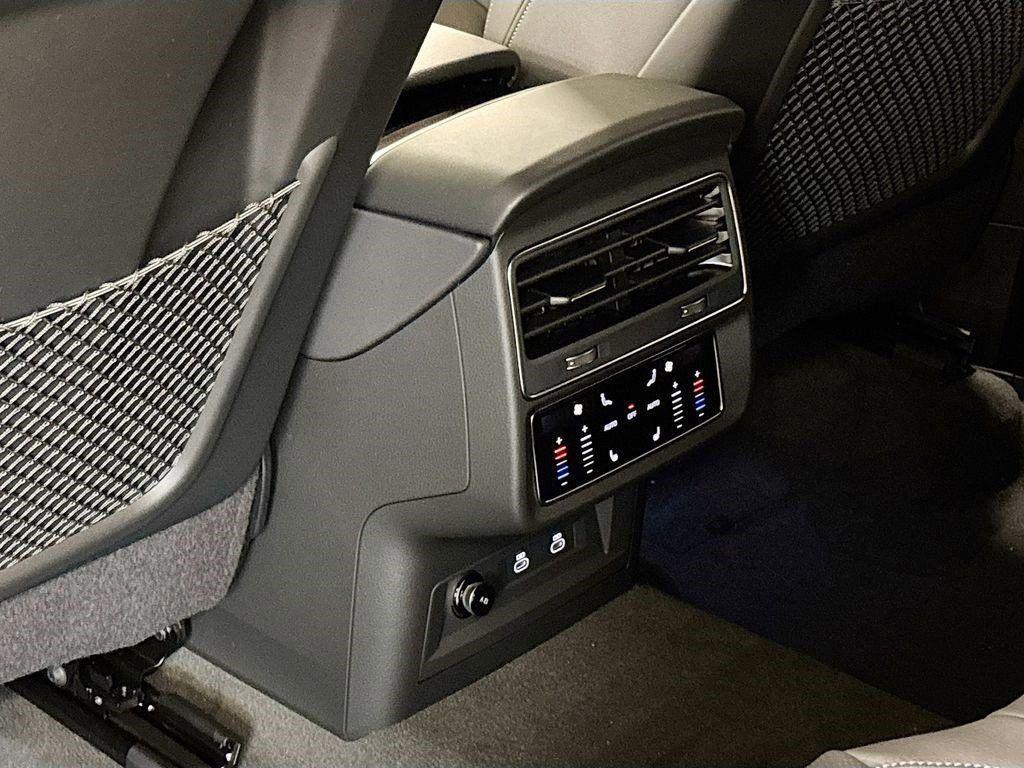 new 2025 Audi Q8 car, priced at $82,965