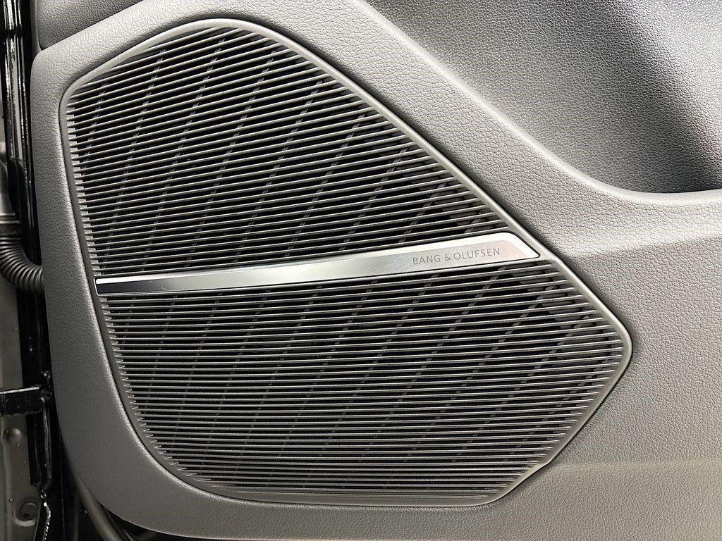 new 2025 Audi Q8 car, priced at $82,965