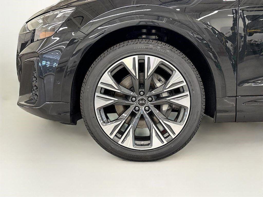 new 2025 Audi Q8 car, priced at $82,965