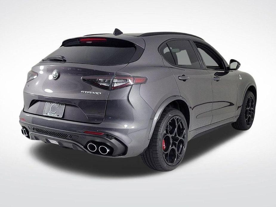 new 2024 Alfa Romeo Stelvio car