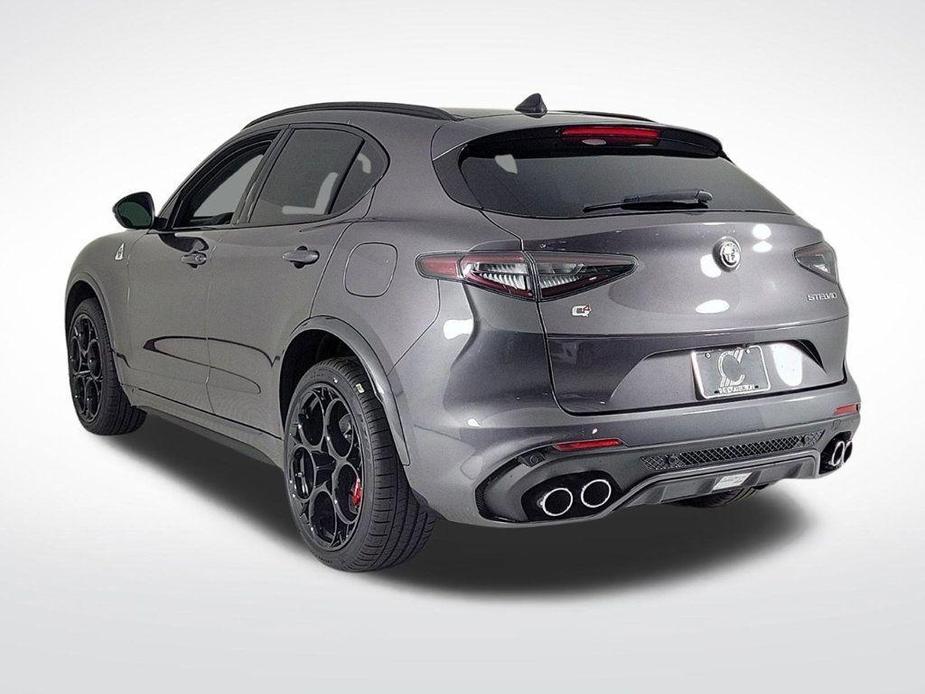 new 2024 Alfa Romeo Stelvio car