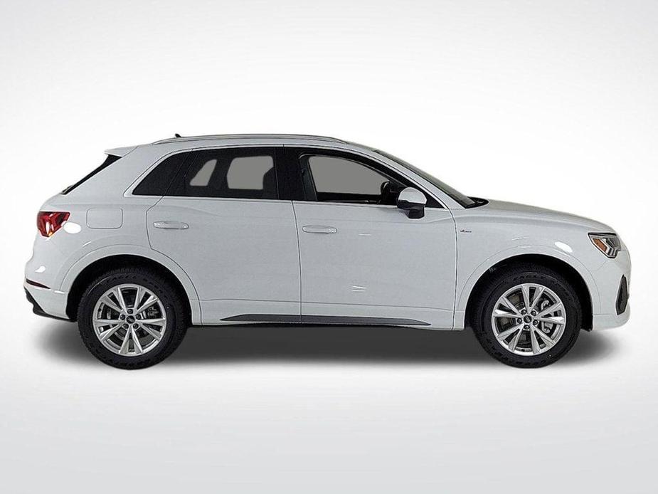 new 2024 Audi Q3 car, priced at $44,025