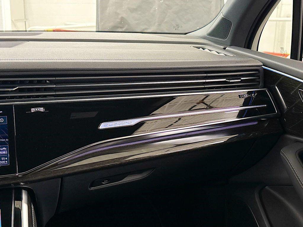 new 2025 Audi Q7 car, priced at $74,805