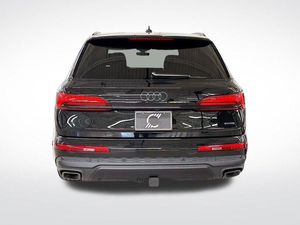 new 2025 Audi Q7 car, priced at $74,805