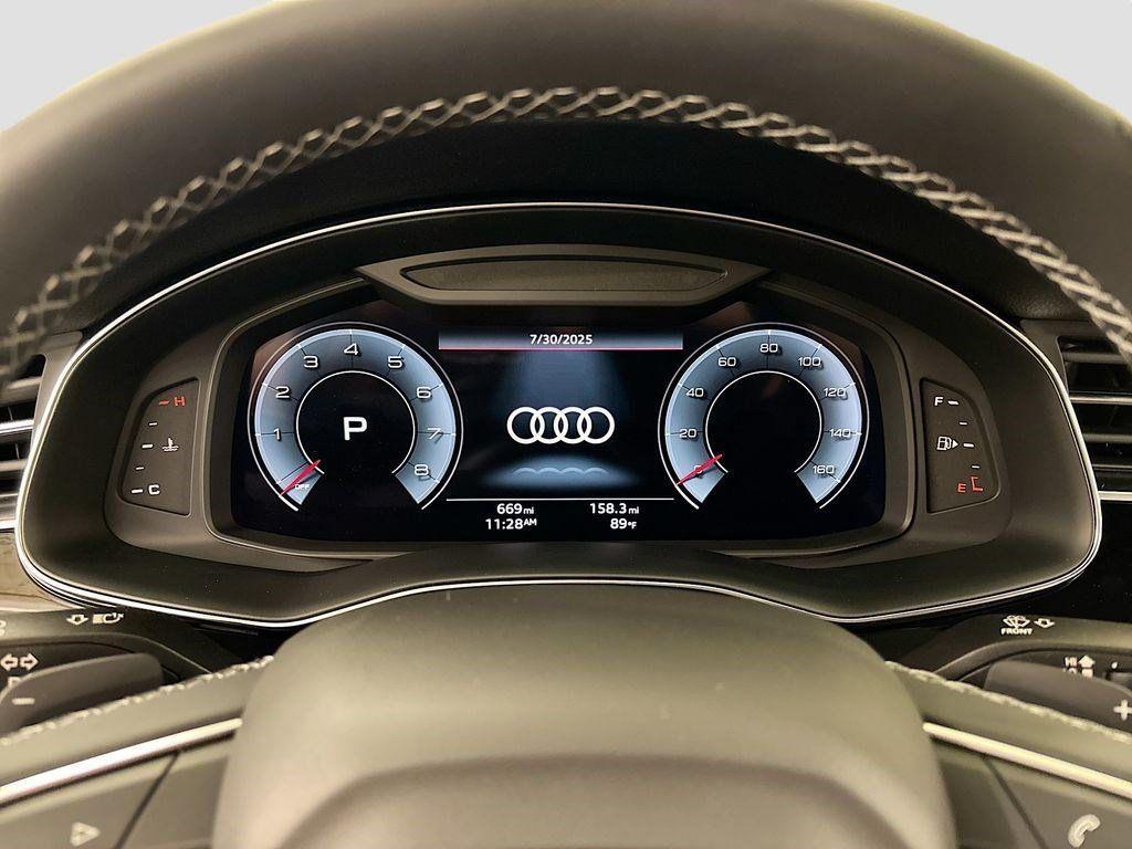 new 2025 Audi Q7 car, priced at $74,805