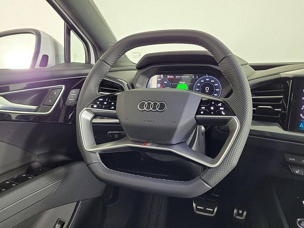 new 2025 Audi Q4 e-tron car