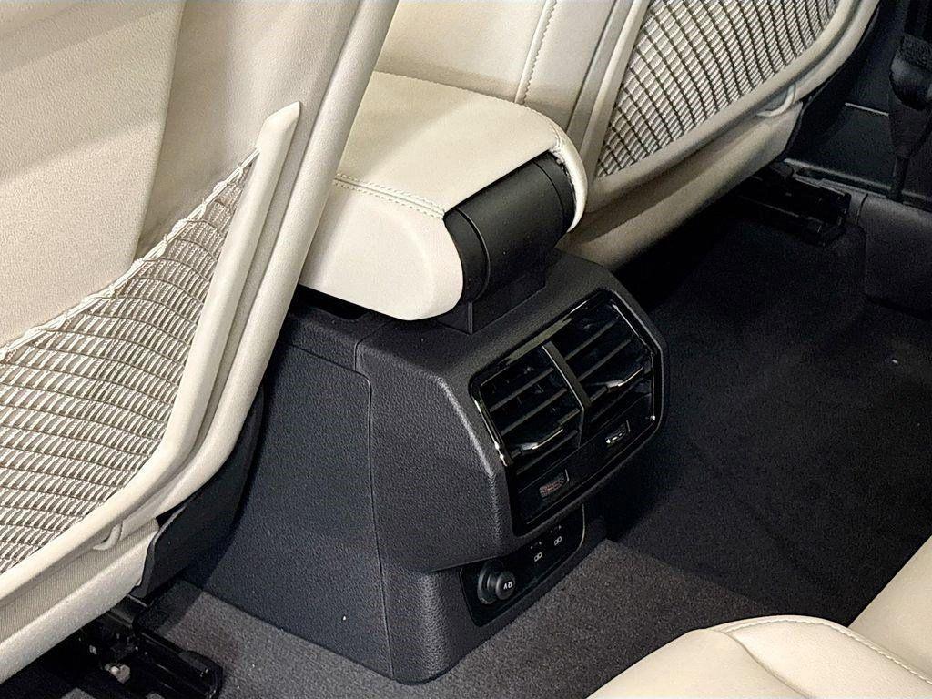 new 2025 Audi Q3 car, priced at $43,610