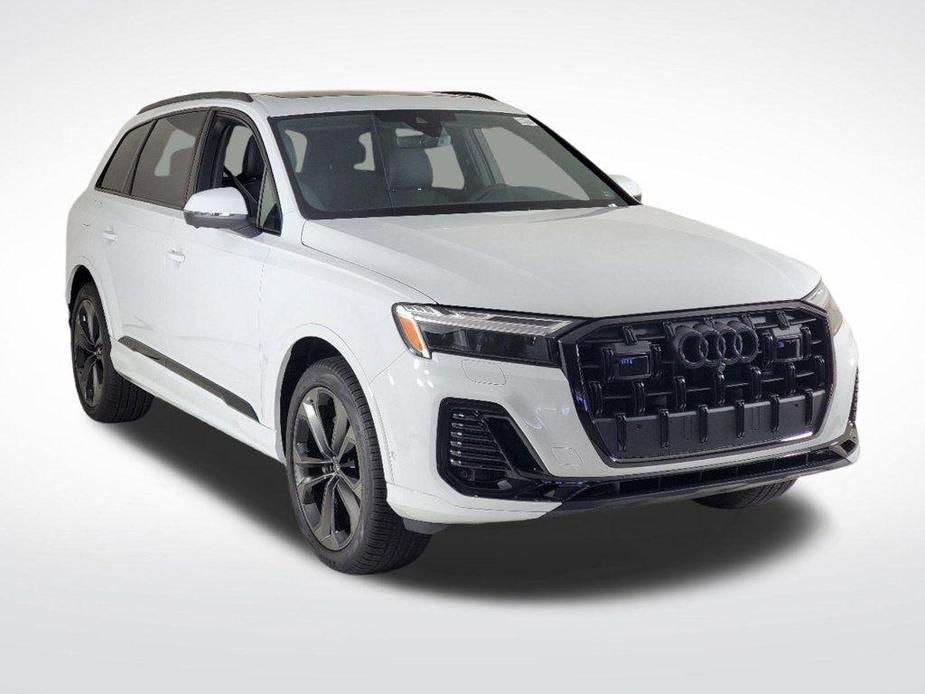 new 2025 Audi Q7 car, priced at $77,150