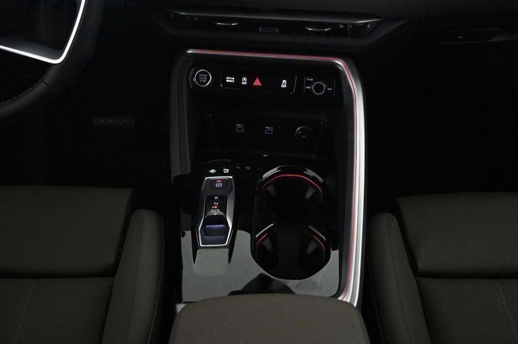 new 2025 Audi Q5 car, priced at $60,975