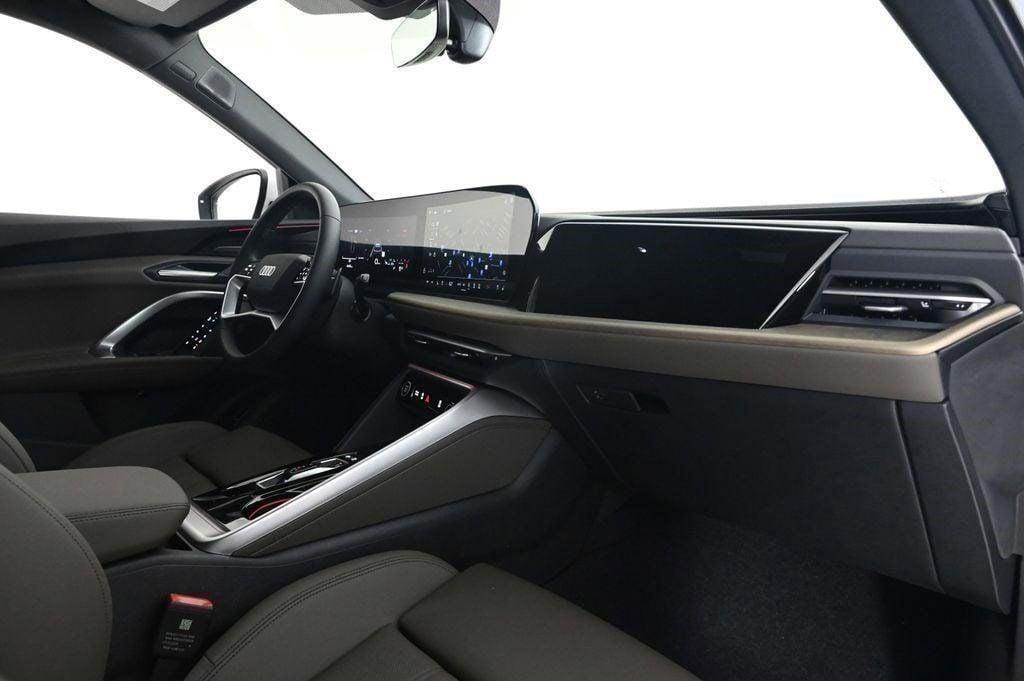 new 2025 Audi Q5 car, priced at $60,975