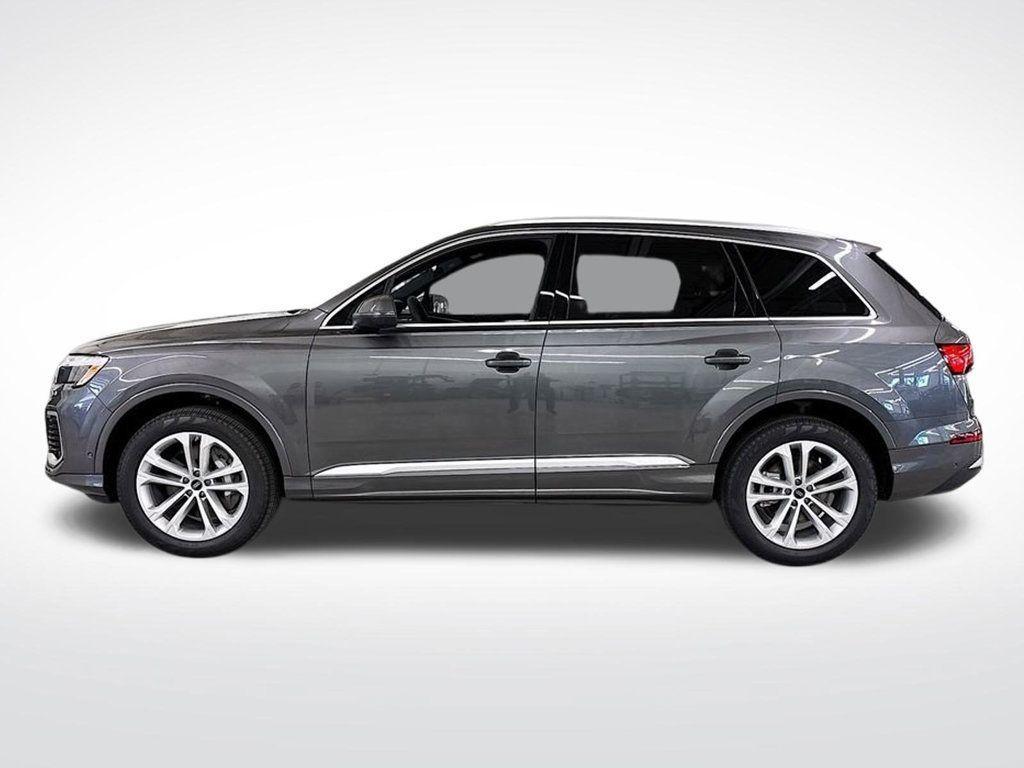 new 2025 Audi Q7 car, priced at $65,800
