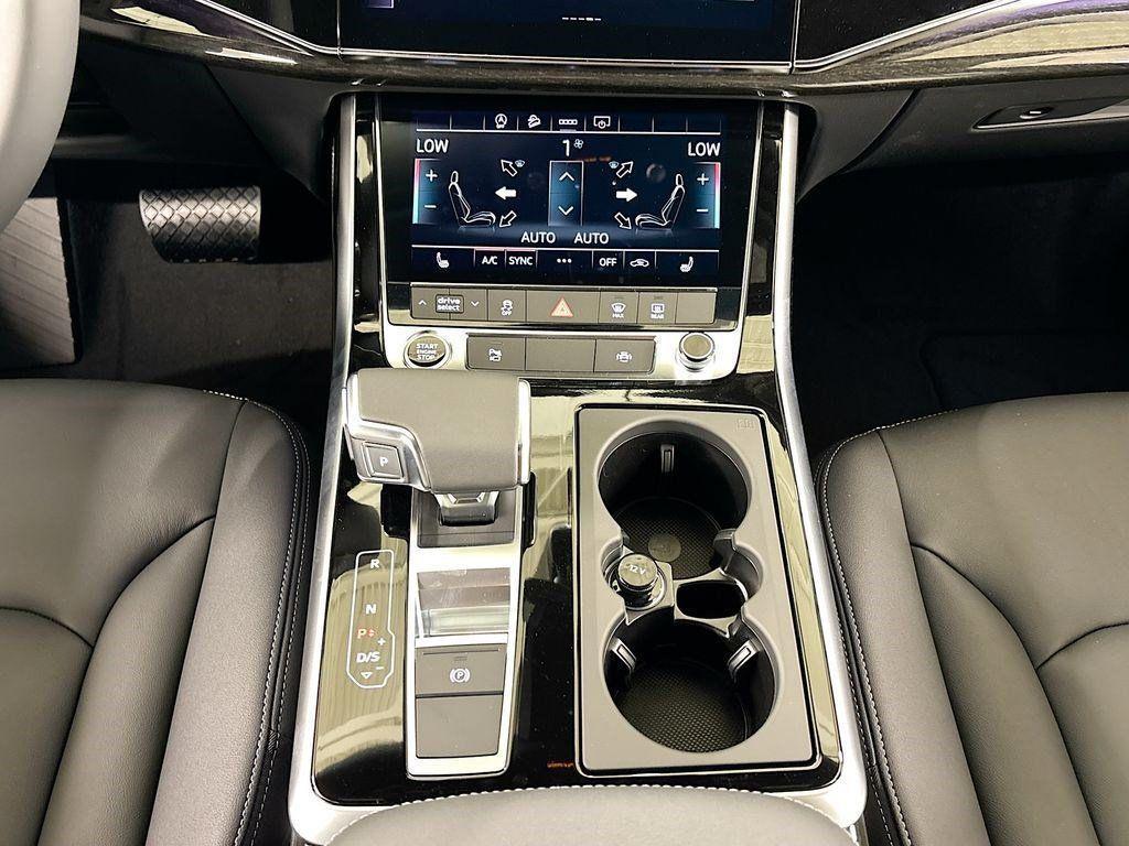 new 2025 Audi Q7 car, priced at $65,800