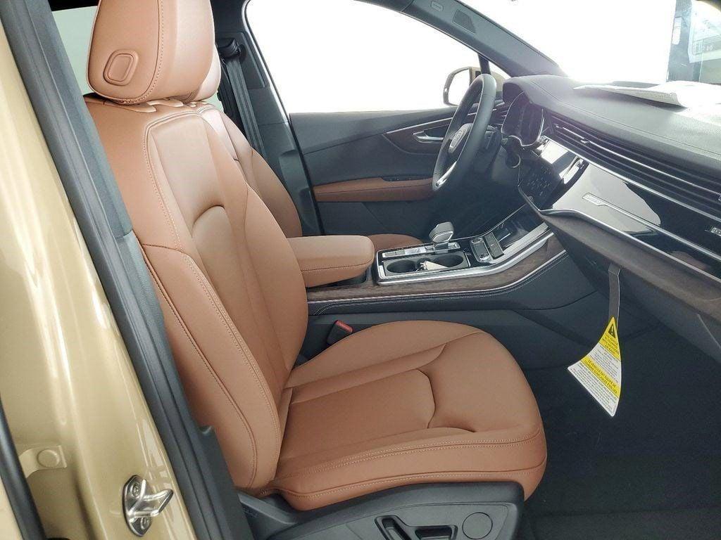 new 2025 Audi Q7 car, priced at $71,700