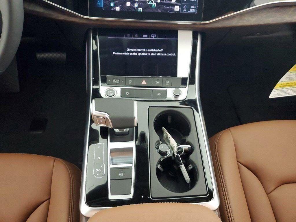 new 2025 Audi Q7 car, priced at $69,200
