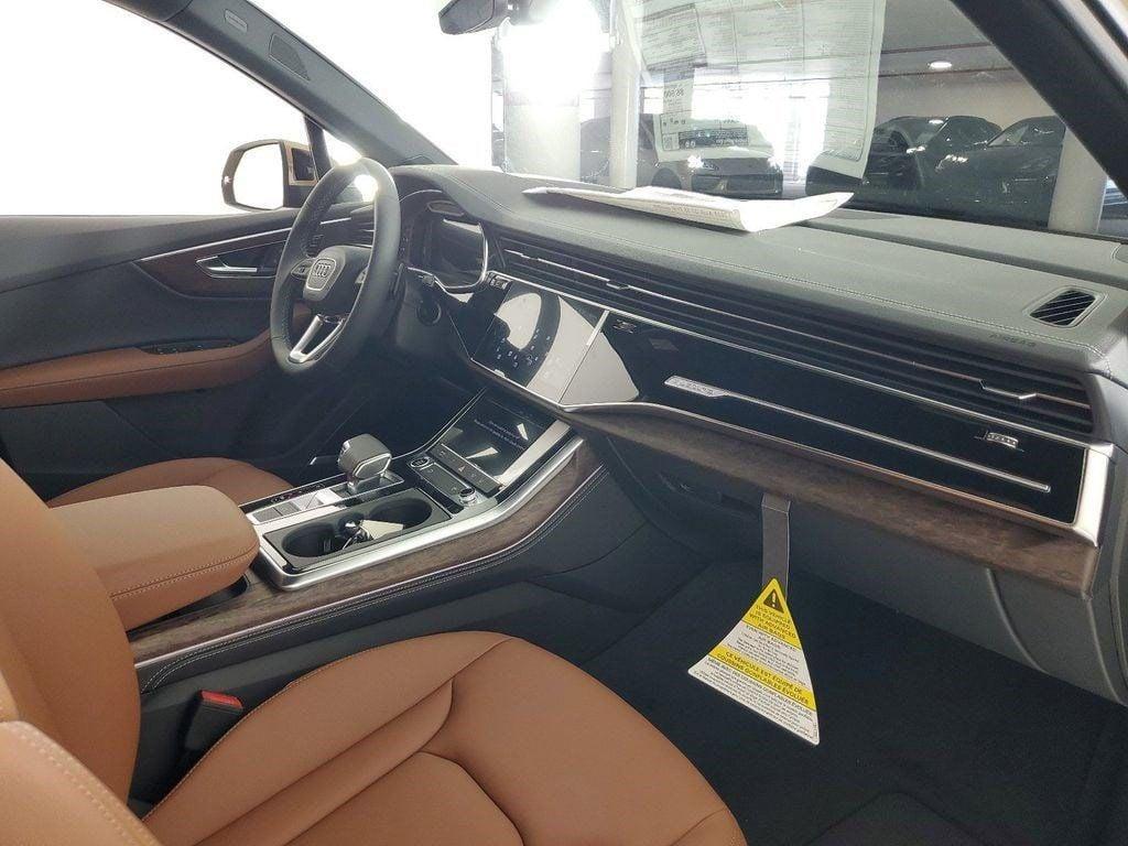 new 2025 Audi Q7 car, priced at $71,700