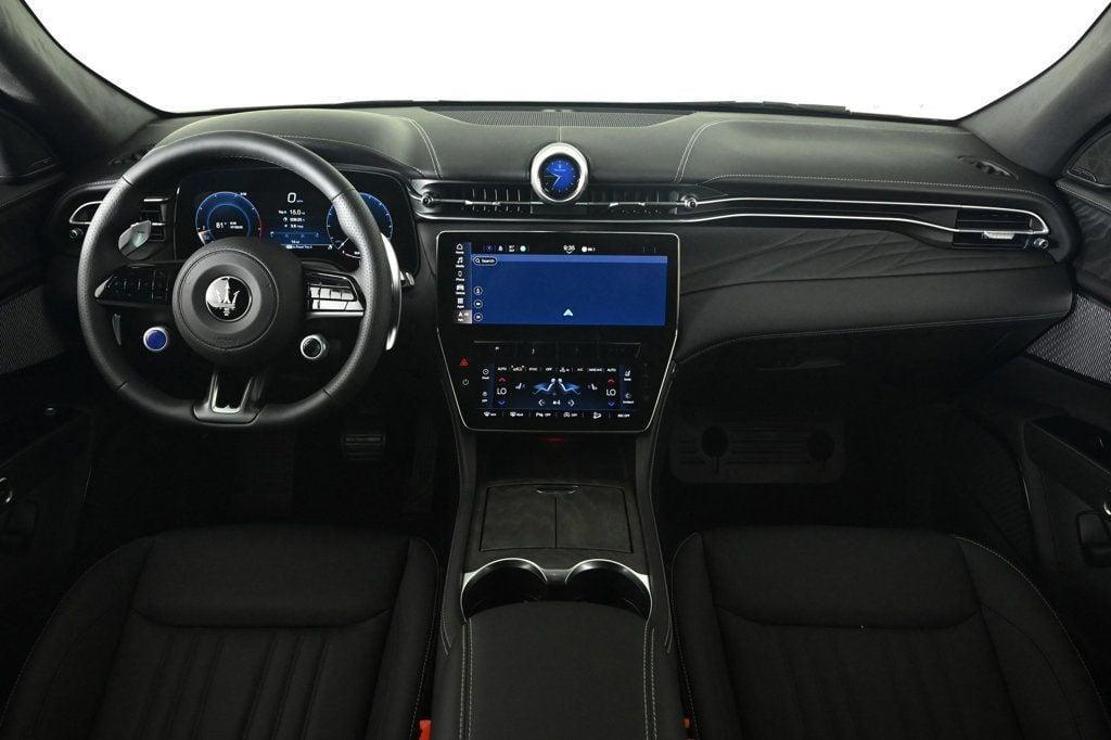 new 2025 Maserati Grecale car, priced at $84,845
